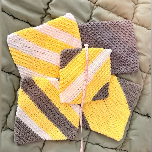 🆕 Handmade Crocheted Pot Holder Set - Gray, Yellow and White - Picture 3 of 6